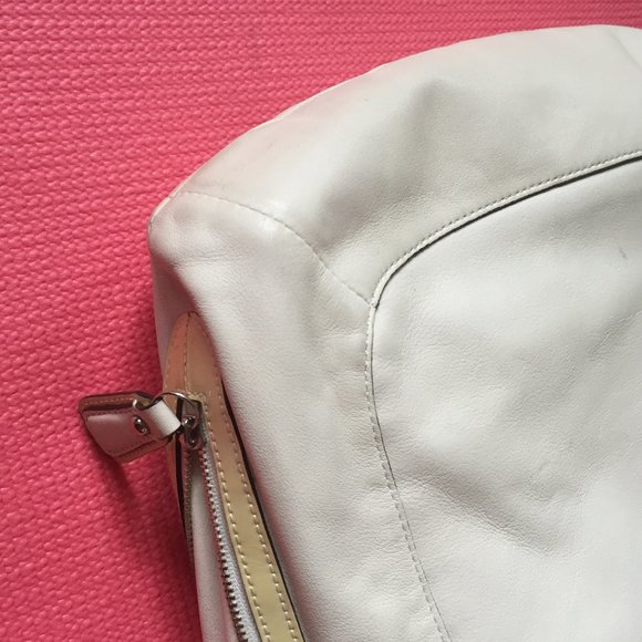 COACH Kristin Spectator Handbag  with 🐍  EXPANDABLE  Sides  👀 EUC - Picture 7 of 10